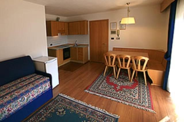Residence Dolomia Pozza di Fassa Cameră foto