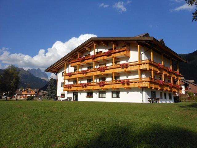 Residence Dolomia Pozza di Fassa Exterior foto